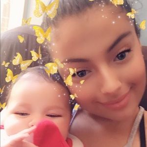 Meet your Posher, Alondra